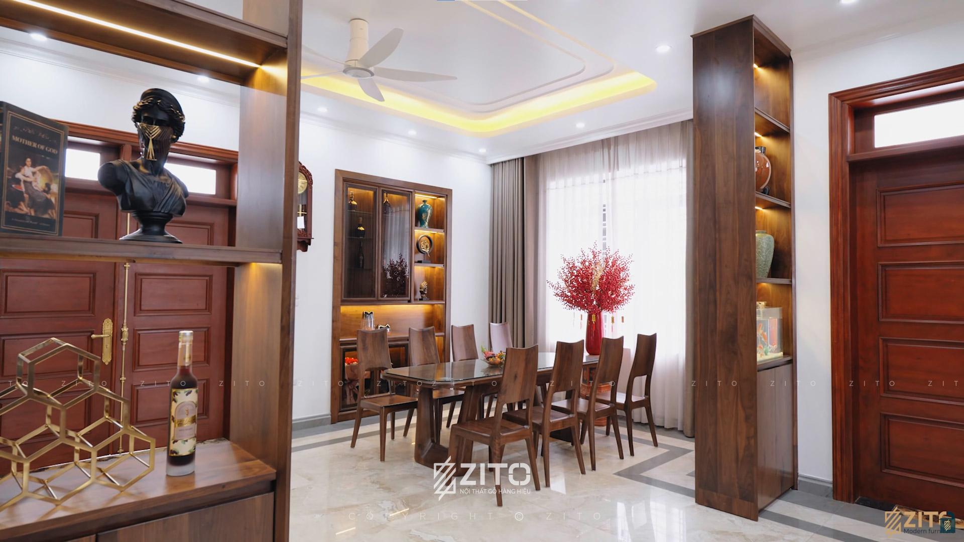Không gian bếp mở ngăn cách phòng khách bởi hệ tủ vừa tiện lợi lại thẩm mỹ